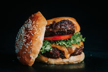 Load image into Gallery viewer, Dry Aged Wagyu Burger Patties